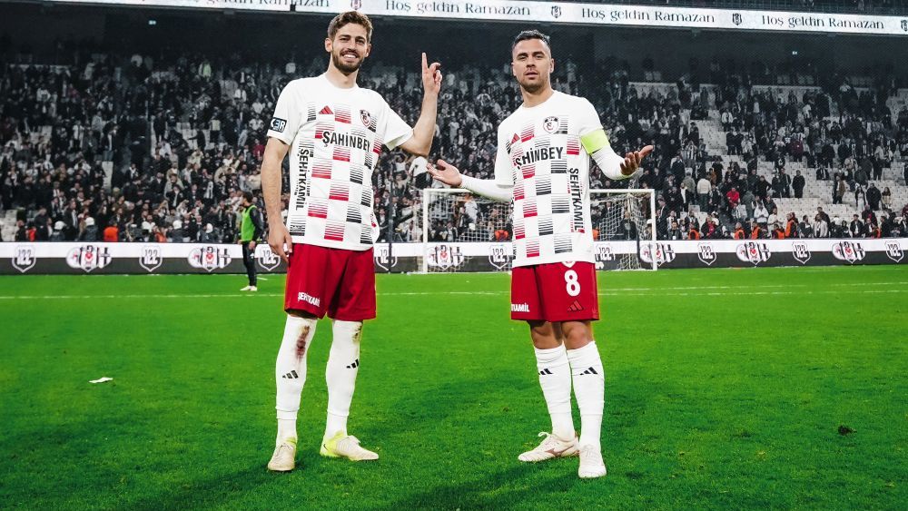 Gaziantep FK'da alkışlar Furkan ve Arda'ya